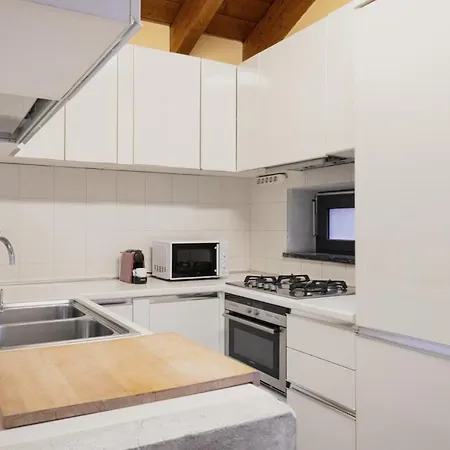 Easylife - Esclusivo Attico In S Babila * Milano